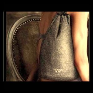 SOLD ON @jewelryangel